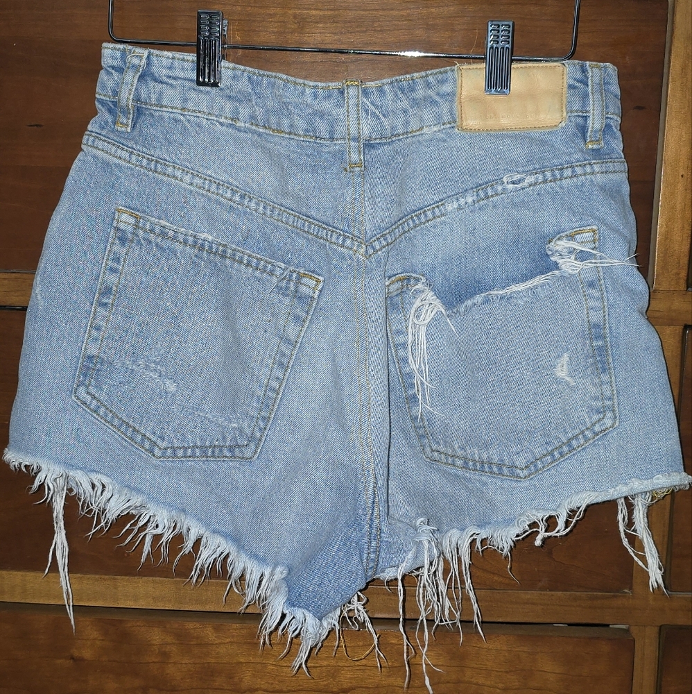 ZARA- Ripped Short skyblue - Picture 5 of 10